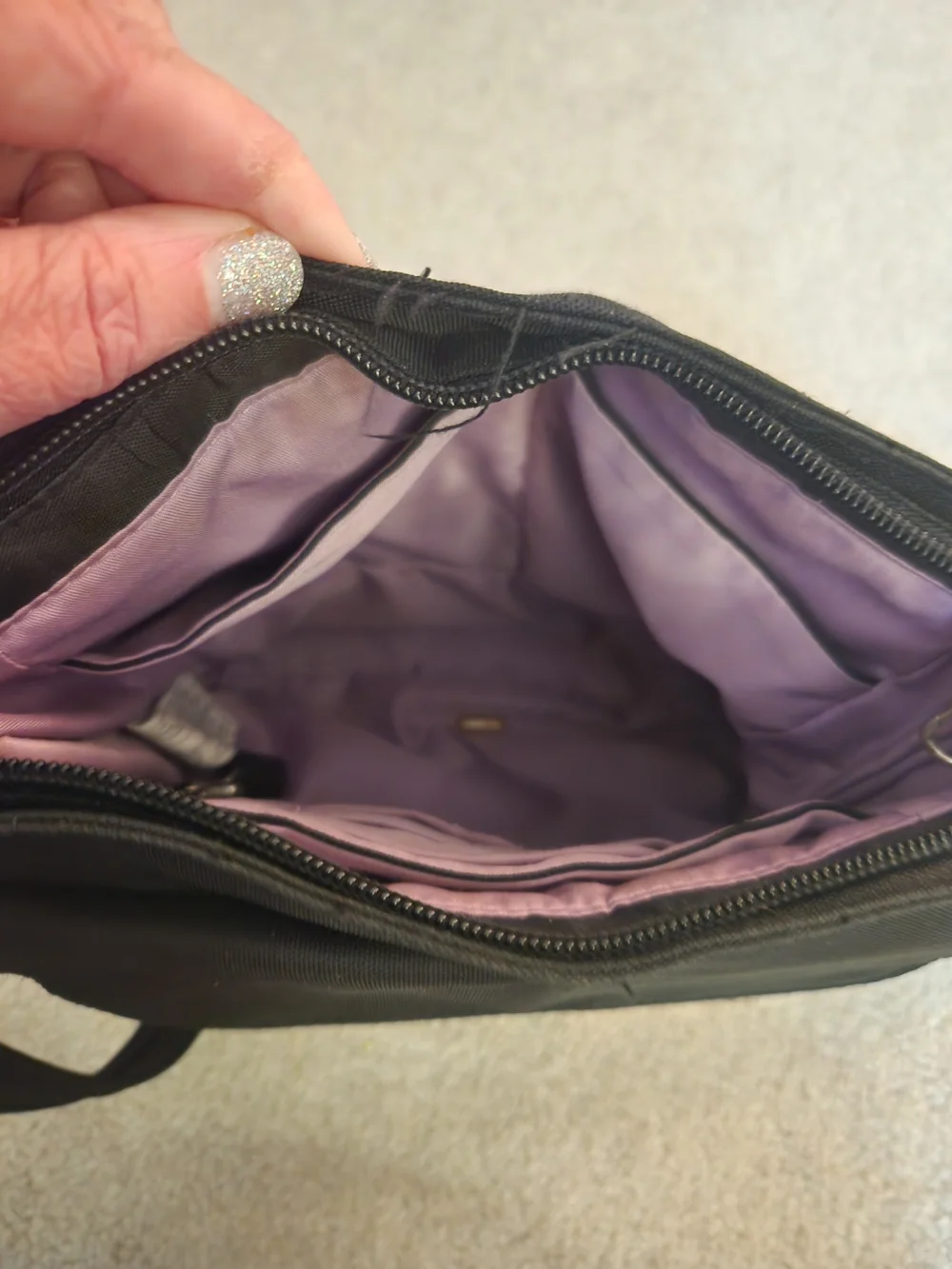 Women's Black Crossbody Shoulder Bag TRAVELON - Picture 4 of 7